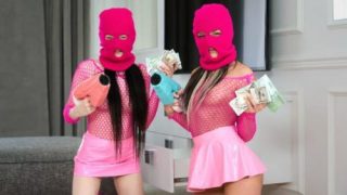 Desperate Girls – Emily First & Britney Dutch