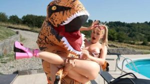 Dickosaur’s Time – Jade J’adore