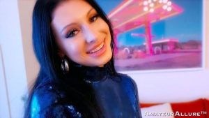 Horny Babe Thirsts for Cock and Cum – Raven Lane