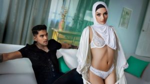 “Isn’t That Supposed to Be For Your Husband?” Her Secret American Boyfriend Popped Her Cherry – Laynee James