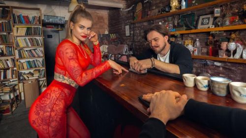 Bar on Deep Throat Street 69 – Alice Deliora