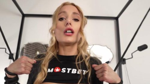 She Loves To Be Submissive – Carla Cute
