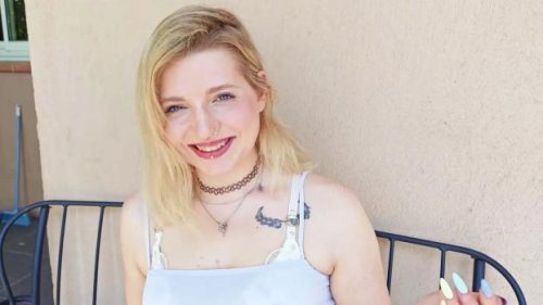 Matylde, 23, never complicates her life…