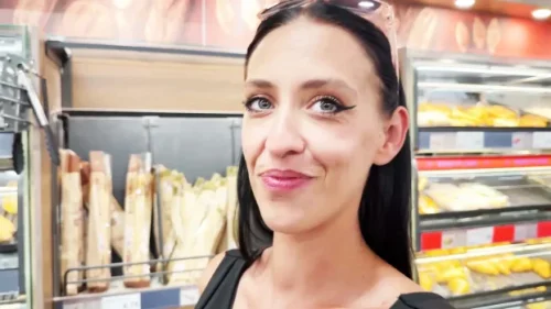 Louna, 28, goes shopping… and buys two stallions